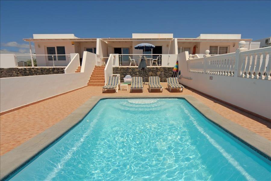 Casa De Salamo Siete - Great 2 Bedroom Family - Similar Units Available For Larger Groups * Puerto del Carmen (Lanzarote)